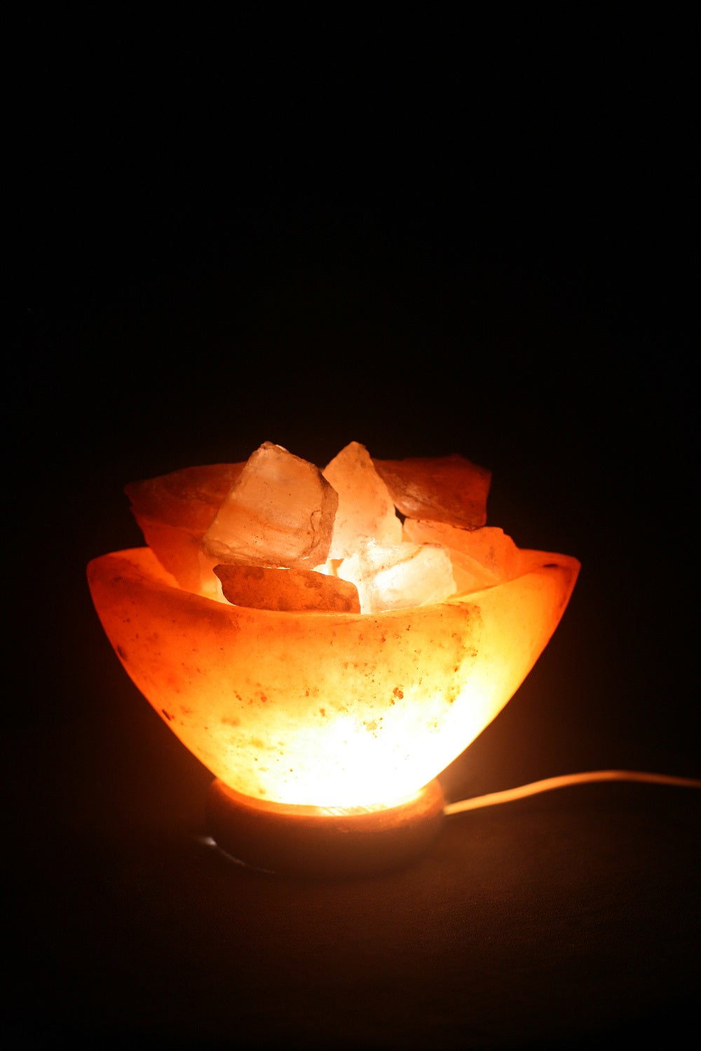 BARQUE – HIMALAYAN ROCK SALT BOAT WITH CHUNKS LAMP
