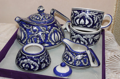 The Royal Jacobeans Tea set